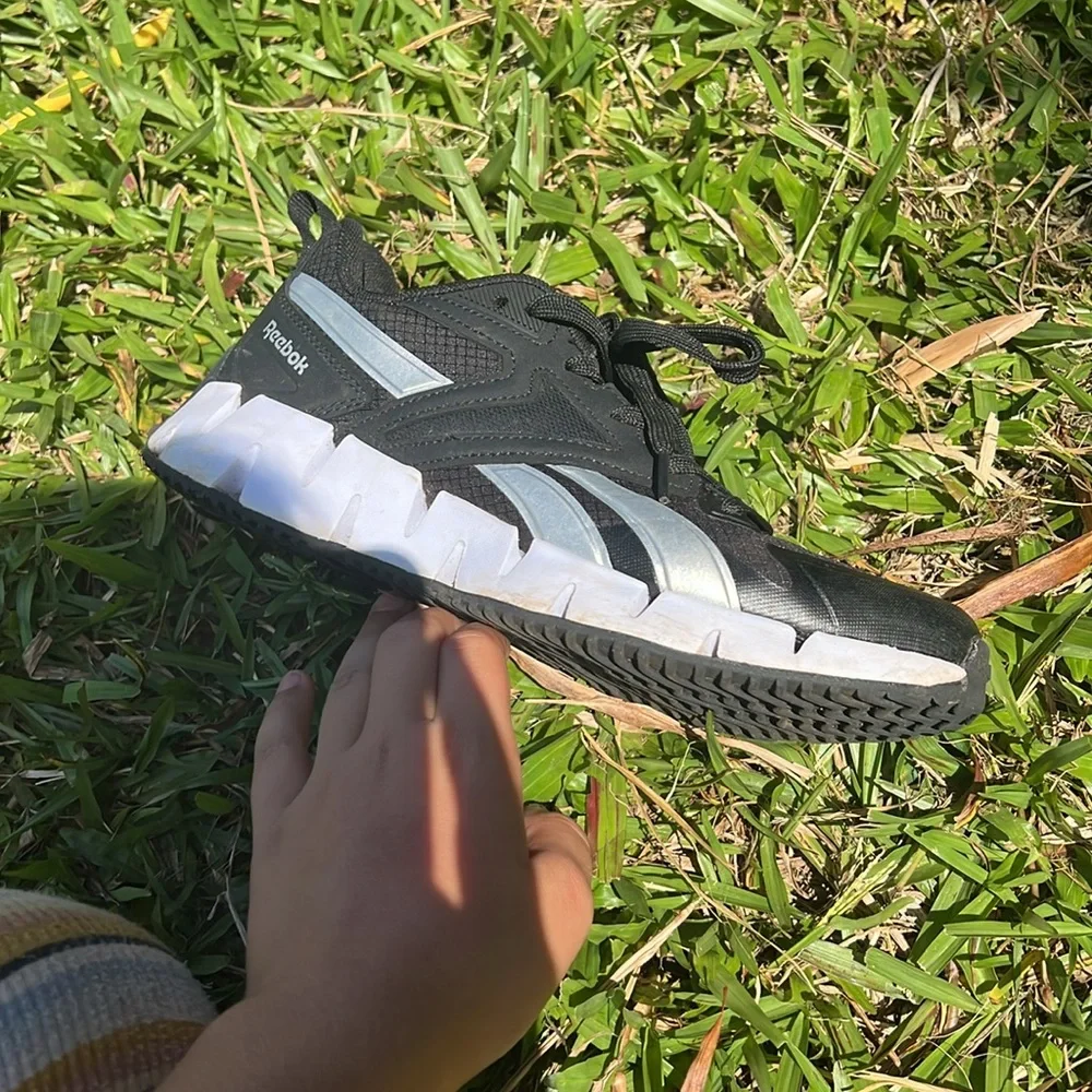 Reebok Sneakers black and white